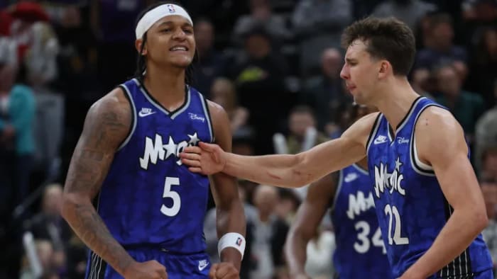 Paolo Banchero (5) and Franz Wagner (22) combined for 52 points against the Warriors.
